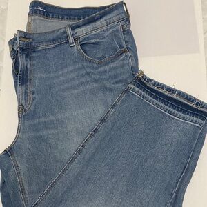 SIZE 20 OLD NAVY MID-RISE BOYFRIEND JEANS